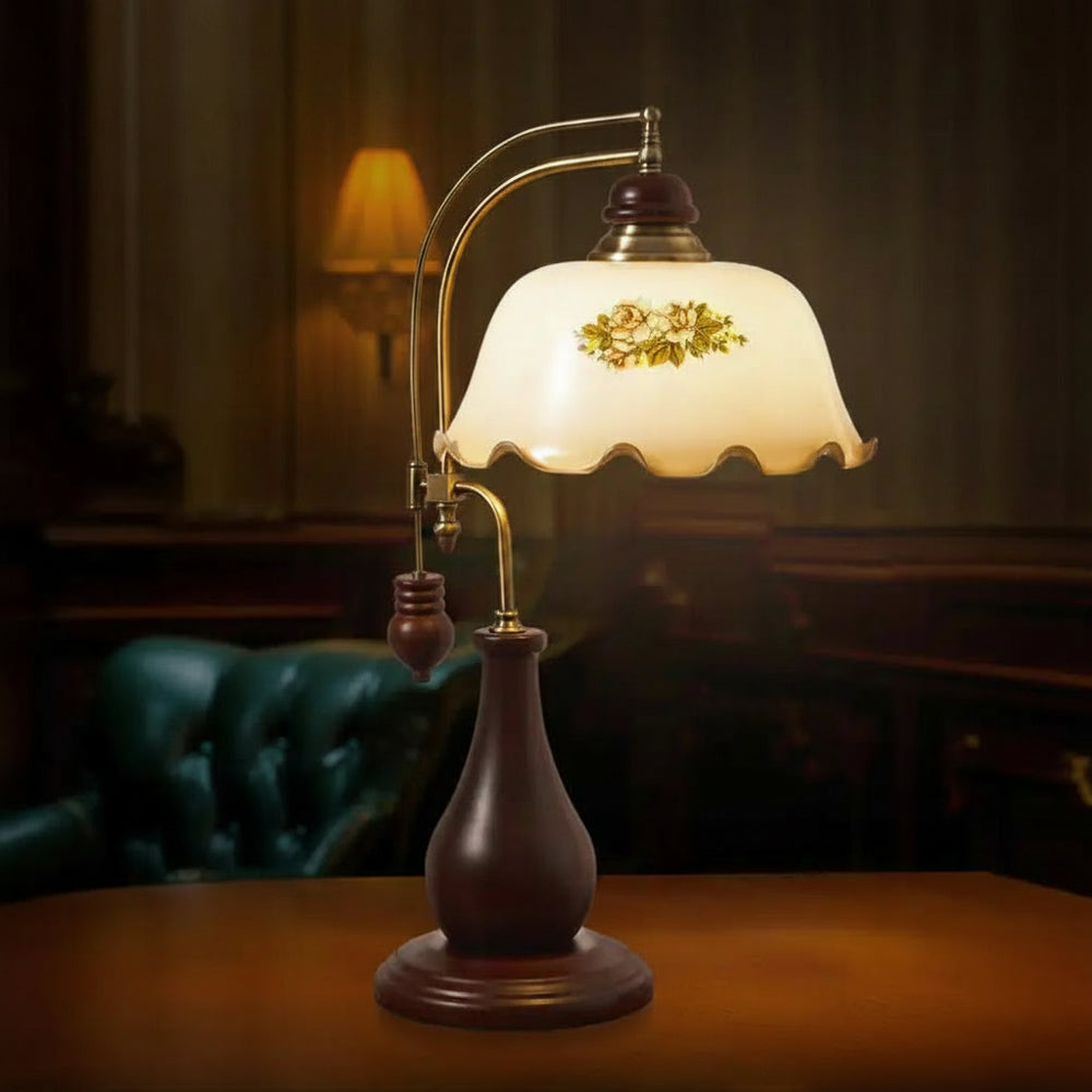 Pastoral Retro Table Lamp Bedroom Creative Bedside Lamp Living Room White Nostalgic Hand-Painted Solid Wood Wedding